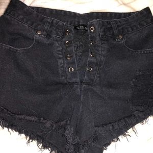 Kaitlyn | Lace-Up Short